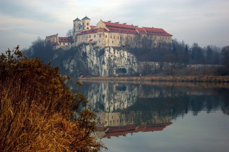 Krakow: Boat Cruise To Tyniec On The Vistula River Activity Overview