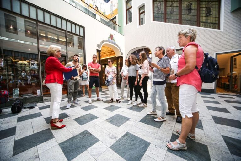 Leipzig: Farms, Houses, Trade Passage Tour In Englishthe Passage Describes A Tour Of Leipzig, Germany That Highlights The City's Farms, Houses, And Trade. The Tour Likely Focuses On The Historical And Cultural Aspects Of These Elements Of The City Tour Overview