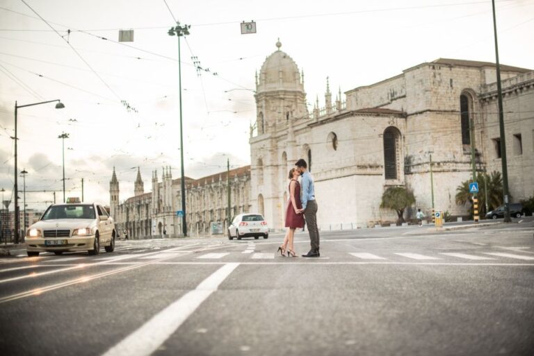 Lisbon: Photo Shoot With A Private Vacation Photographer Tour Overview