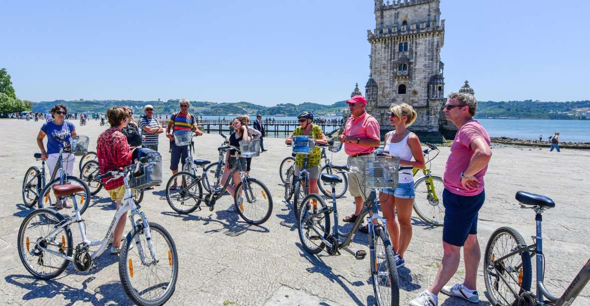 Lisbon: Riverside Light Bicycle Tour in Dutch - Tour Overview