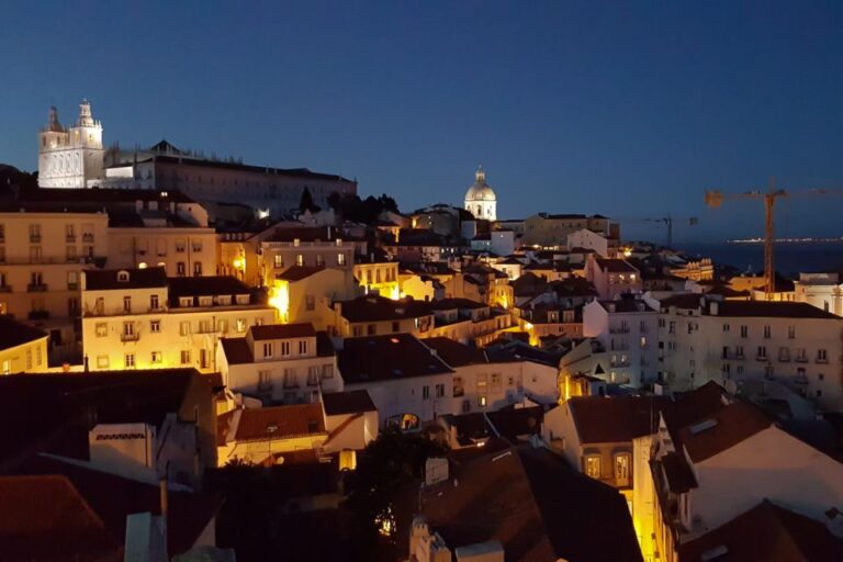 Lisbon: Vintage Vehicle Replica Romantic Private Tour Tour Overview