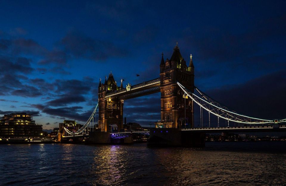 London Bridges Night Time Light Private Tour - Tour Details