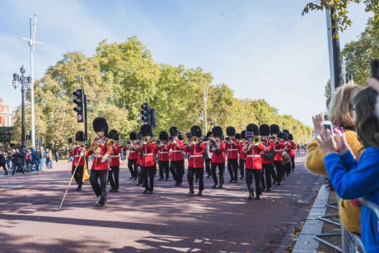 London: Changing Of The Guard Walking Tour Tour Details