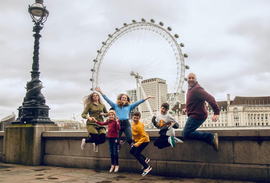 London: Private Landmarks Photoshoot With Video Clip Option - Iconic London Landmarks