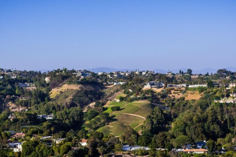 Los Angeles: Celebrity Homes Hollywood Driving Tour Tour Overview