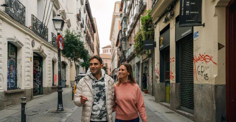 Madrid: Proposal Photoshoot For Couples Madrids Iconic Landmarks