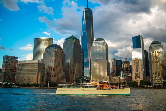 Manhattan Architecture Yacht Cruise - Included Features