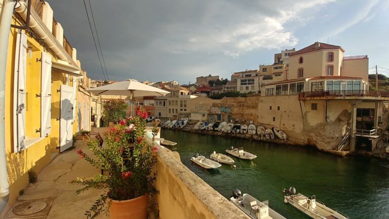 Marseille: Local Neighborhoods Guided Walking Tour Tour Details