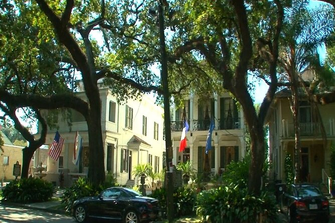 New Orleans City and Cemetery Bus Tour - Tour Overview