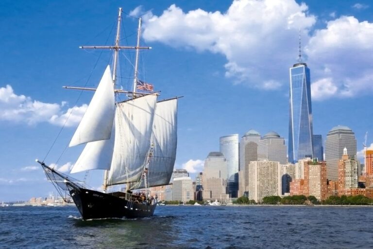 Nyc: Statue Of Liberty Day Sail With Onboard Bar Overview And Pricing