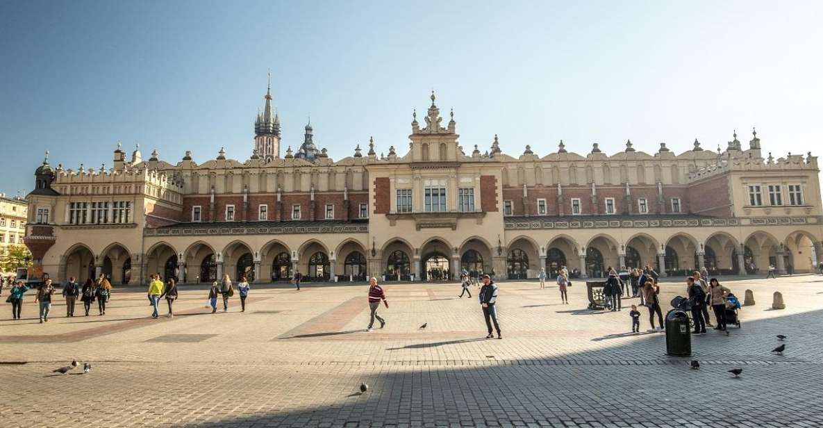 Old Town, St. Marys Basilica and Rynek Underground Tour - Tour Overview and Pricing