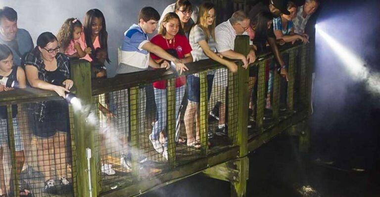 Orlando: Gatorland Flashlight Tour At Night Tour Overview