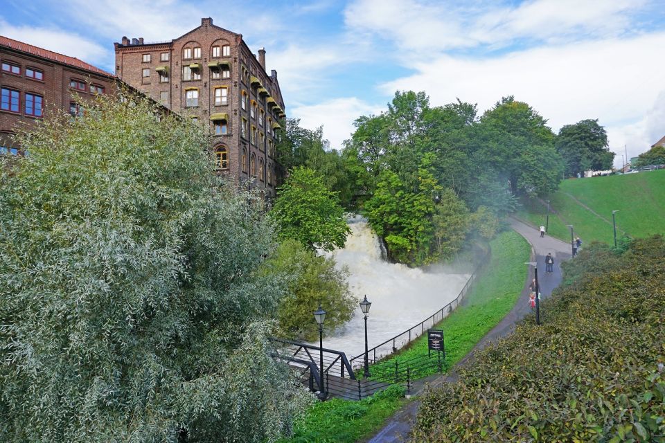 Oslo City Walks: Historic River Walk - Mathallen: Oslos Culinary Destination