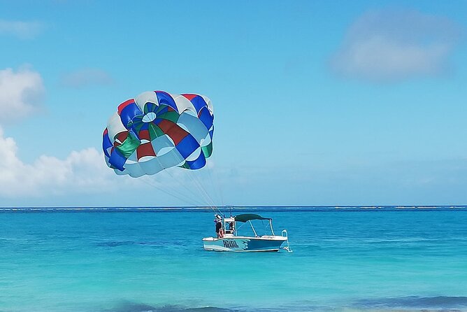 Parasailing Grace Bay, Providenciales - Restrictions and Requirements