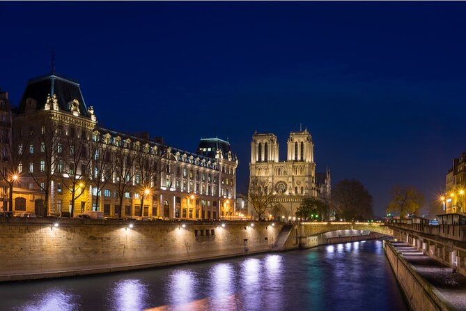 Paris Mona Lisa Murder Quest Experience - Discovering Top Paris Landmarks