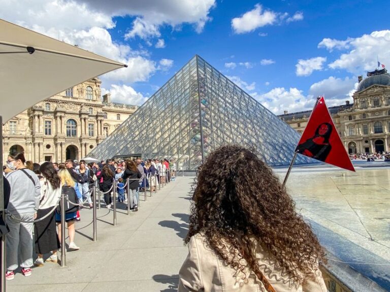 Paris: Timed Louvre Ticket With Host Direct To Mona Lisa Overview Of The Louvre Museum