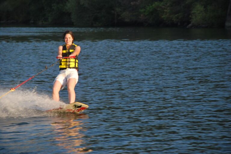 Pinhão: River Douro Speedboat Tour With Water Sports Tour Overview