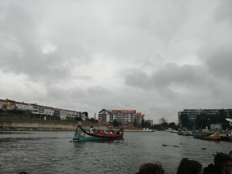 Porto / Lisbon Transfer With Aveiro, Nazaré & Óbidos Explore The Venice Of Portugal