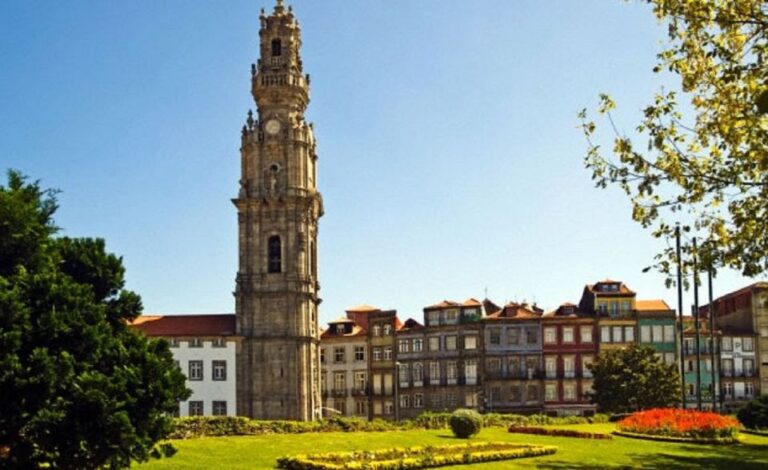 Porto: Old City And Monuments Tour Tour Duration And Languages