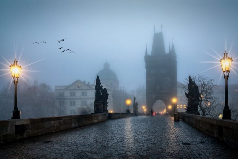 Prague: Ghost Walking Tour Tour Overview