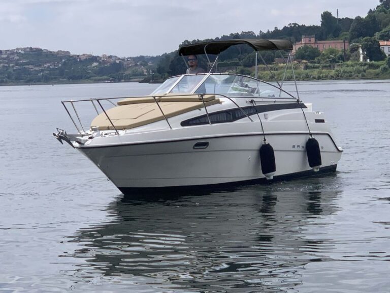 Private Cruise In Rio Douro 2 Hours Up To 8 Passengers Boat Details And Capacity