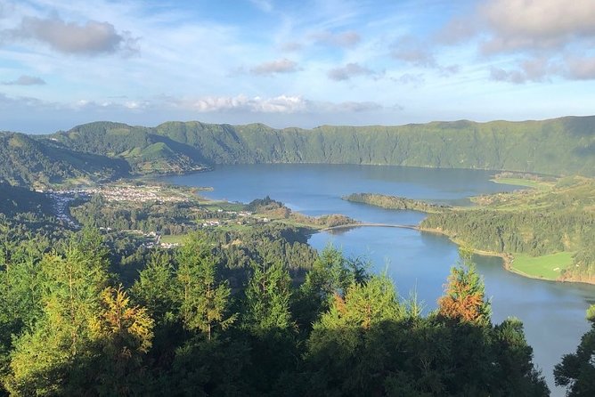 Private Full-Day 4x4 Tour to Lagoa Do Fogo & Lagoa Das Sete Cidades - Pickup and Meeting Point