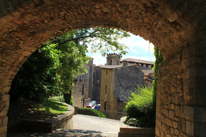 Private: Girona And Besalu Jewish History Tour From Girona Tour Overview