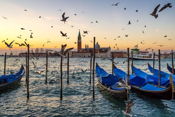 Private Gondola Ride in Venice off the Beaten Track - Activity Overview