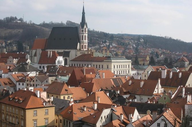 Private Transfer in a Sanitized Car Prague to Vienna With 2h Stop Cesky Krumlov - Service Details