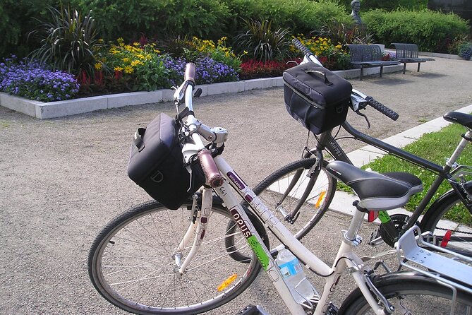 Quebec City Bike Rentals - Services Included With Bike Rental