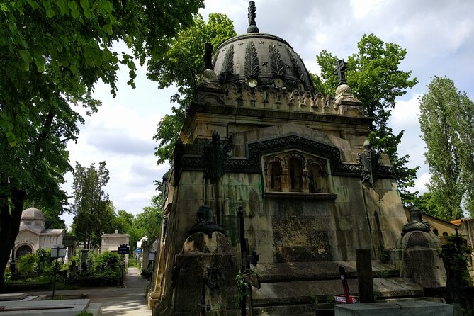 Quest Experience in Bellu Cemetery Bucharest - Overview of the Quest Experience