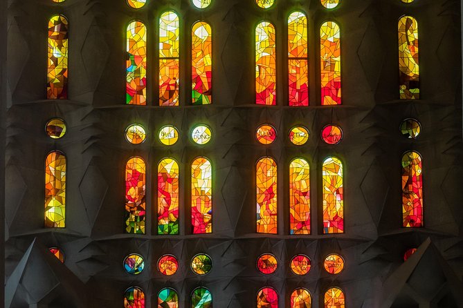 Sagrada Familia Private Tour in Barcelona - Tour Overview and Features