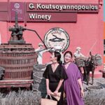 Santorini: Pyrgos, Winery & Oia Tour Itinerary