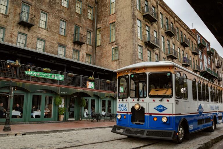 Savannah: 1.5 Hour Guided Trolley Tour With Shuttle Service Tour Overview