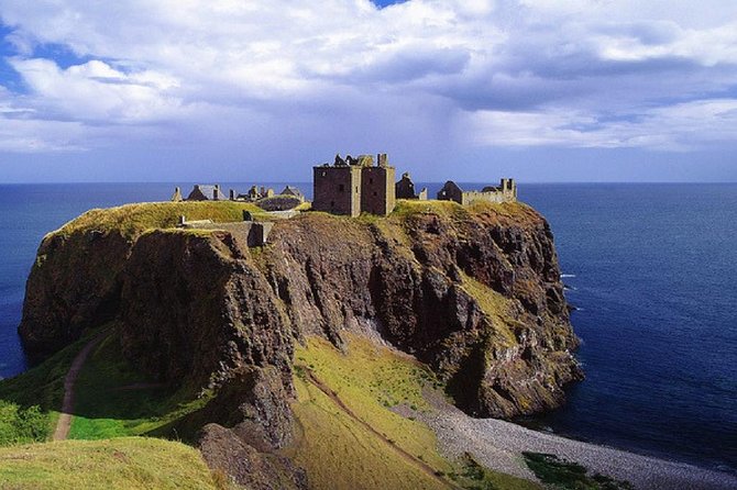 Scottish Castles Glamis And Dunnottar Italian Tour Guide Meeting And Pickup