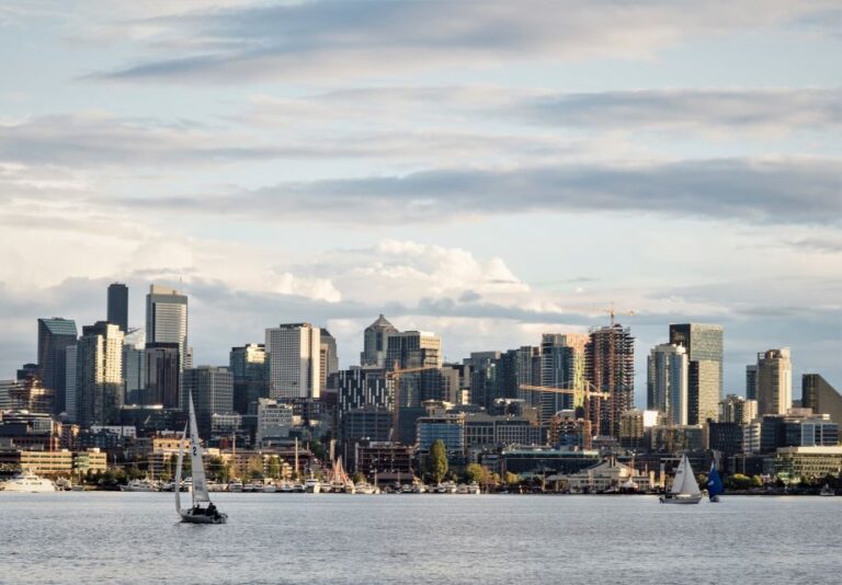 Seattle: Locks Cruise With Live Narration Activity Overview And Details