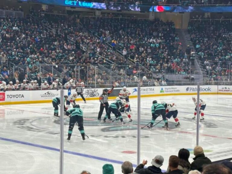 Seattle: Seattle Kraken Ice Hockey Game Ticket Event Overview