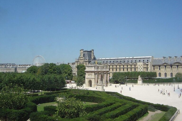 Sightseeing Tour Of Paris Explore Paris Like A Local