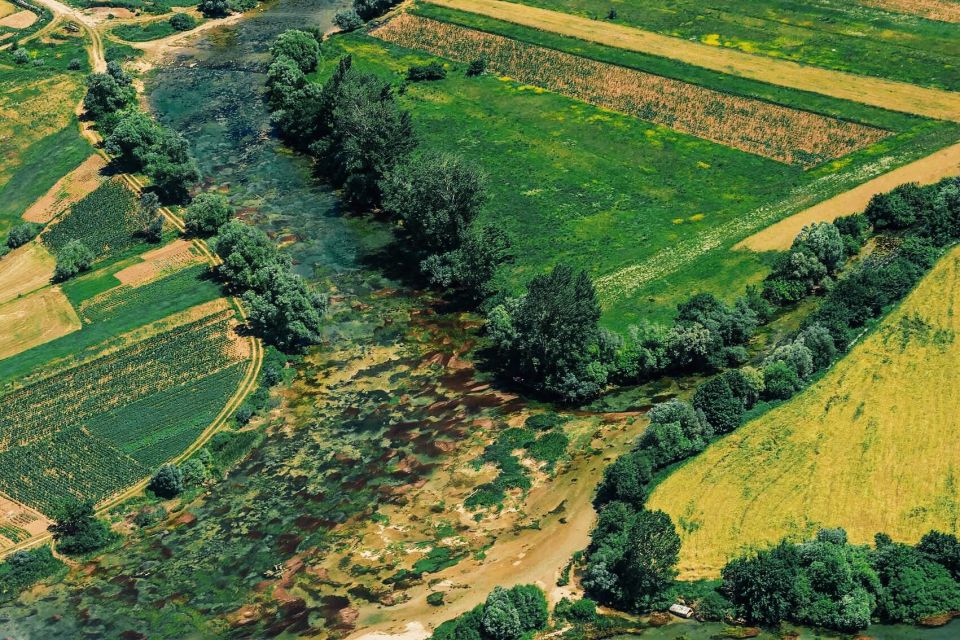 Sinj: Panoramic Flight Over Peruca Lake and Dinara Mountain - Overview of the Activity