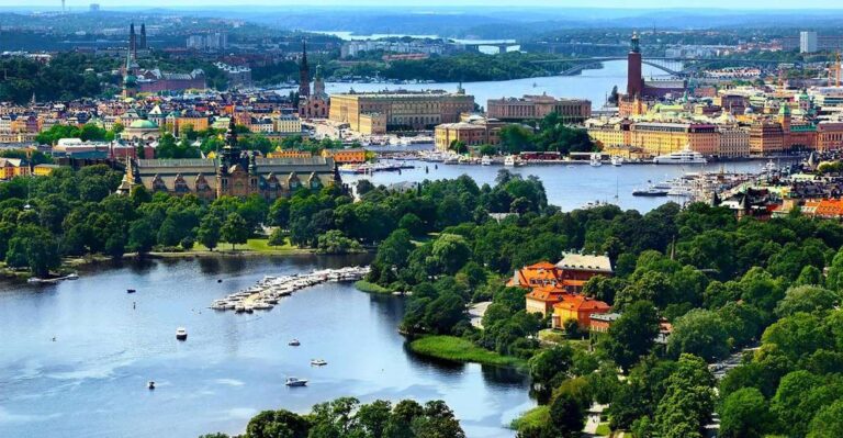 Stockholm Private Walking Tour Discover Stockholms Grandeur