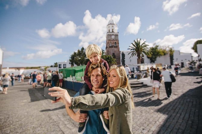 Teguise Market and La Graciosa Island Tour - Tour Overview