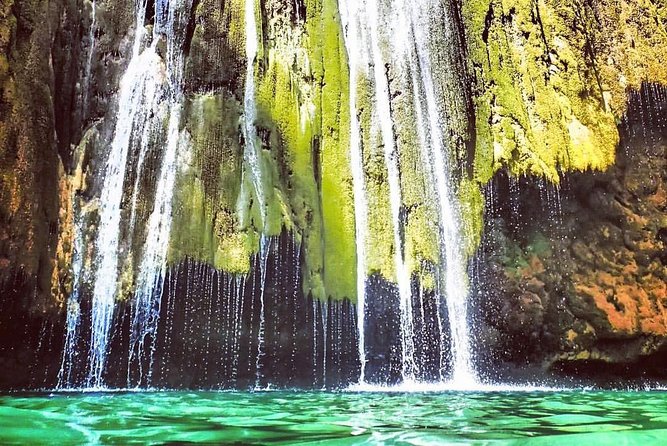 The Limón Waterfalls Tour (horse Riding & Swimming) With Lunch Tour Overview