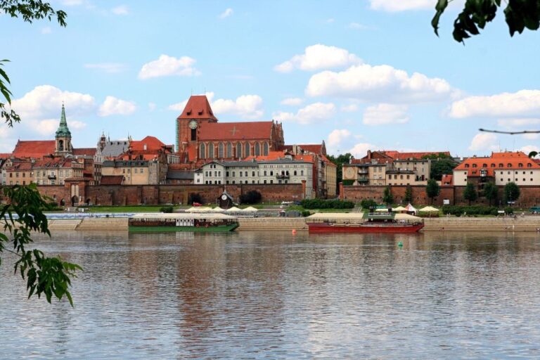 Torun Old Town Highlights Private Walking Tour Tour Overview