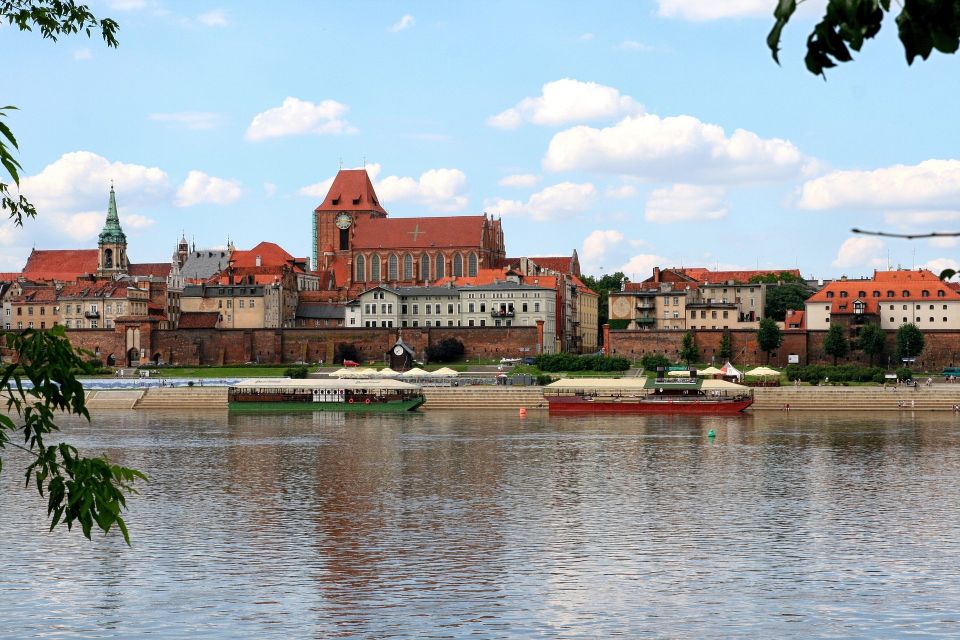 Torun Old Town Highlights Private Walking Tour - Tour Overview