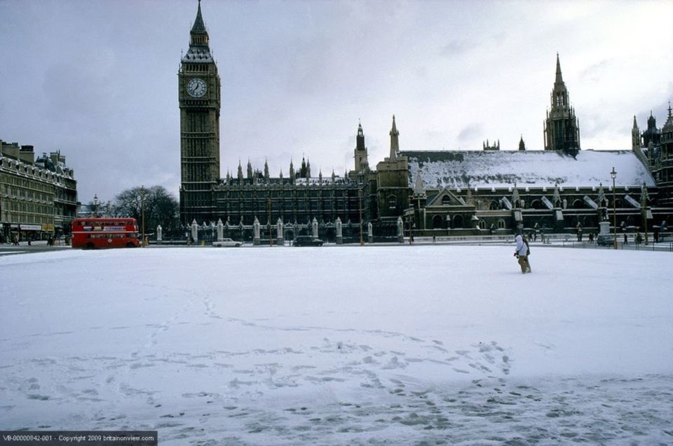 Tour of London and Christmas Day Lunch Cruise - Activity Overview