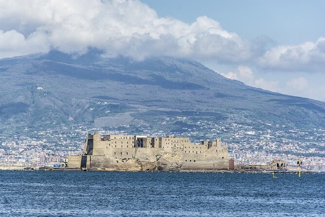 Tour of the Monumental Naples With an Art Expert - Tour Overview