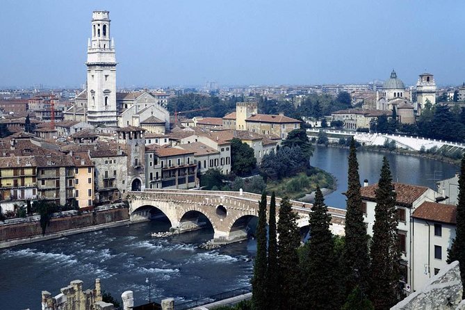 Verona And Lake Garda Day Trip From Bergamo Exploring Veronas Historic Landmarks