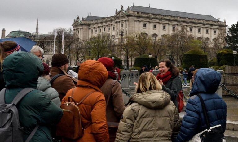 Vienna: Guided Tour About Sewage, Viennese Filth & Toilettes Viennas Sewage System Evolution