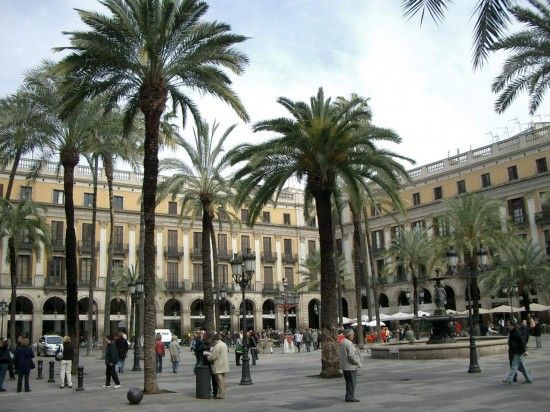 Walking Tour on Barcelona Old Town 3-Hour - Tour Summary