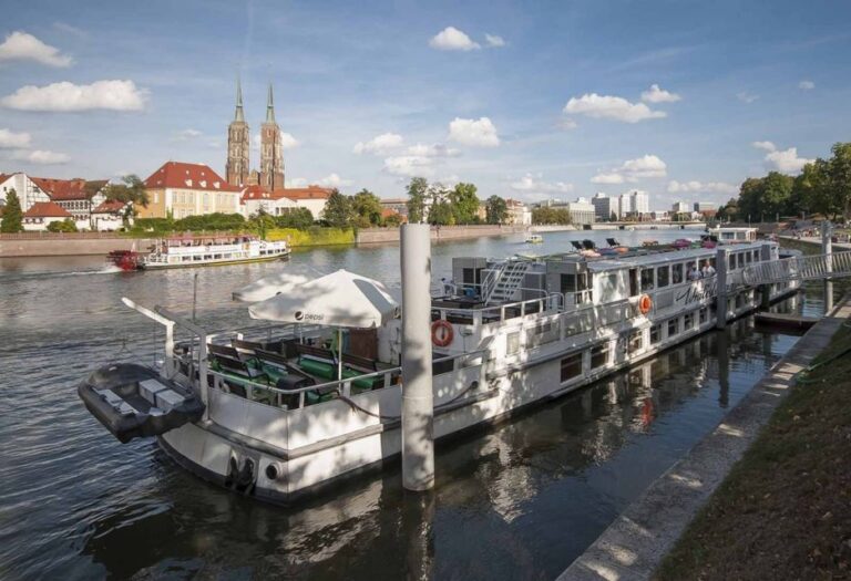 Wrocław: Short City Walk And Luxury Ship Cruise (for Groups) Overview And Pricing